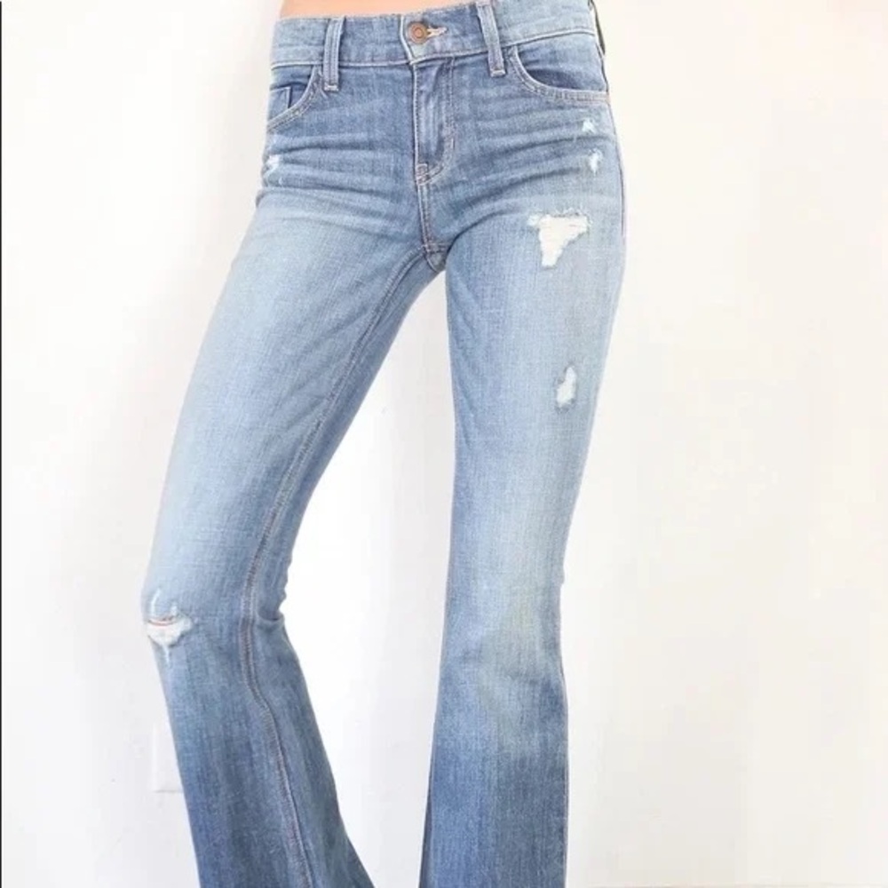 American Eagle low rise light blue bootcut jeans